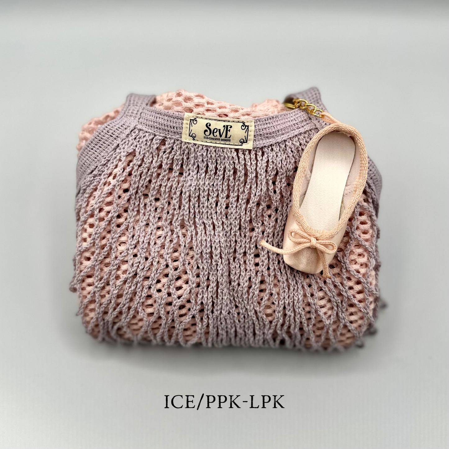 7Pointe Bag w/ Pointe Shoe Charm
